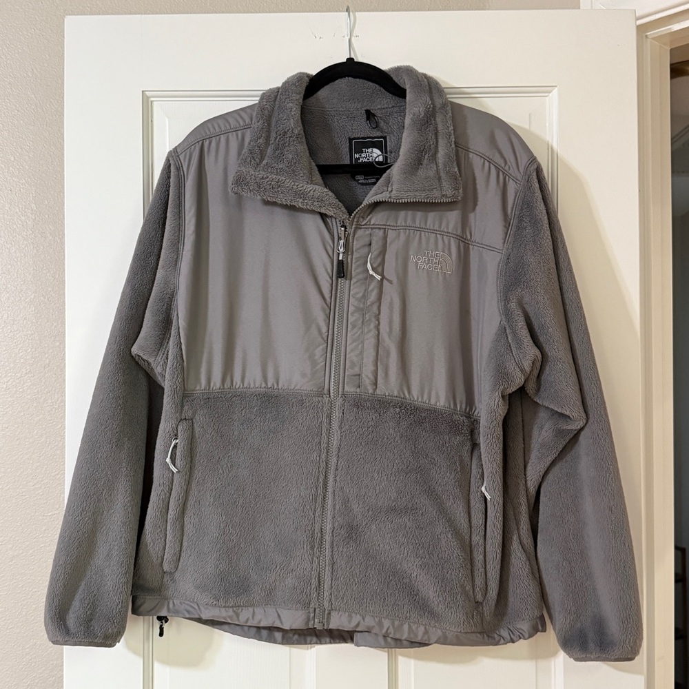 The North Face Polartec Pro Women’s Jacket, Size XL, Gray, Classic North Face